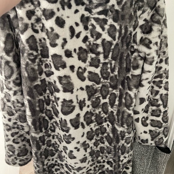 Brand new Hollister coat - Picture 4 of 4